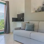 Brezza Del Lario Monolocale Giardino Vista 05-06 Διαμέρισμα *