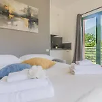 Brezza Del Lario Monolocale Giardino Vista 05-06 Διαμέρισμα