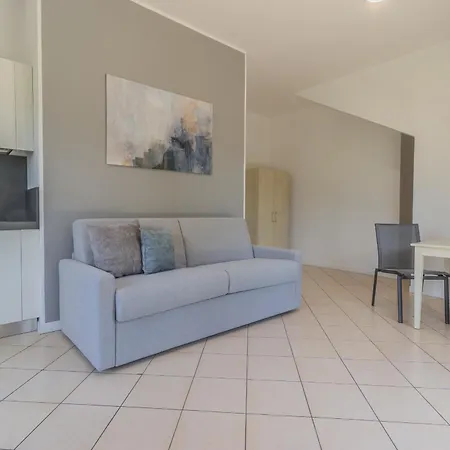 Apartamento Brezza Del Lario Monolocale Giardino Vista Dervio